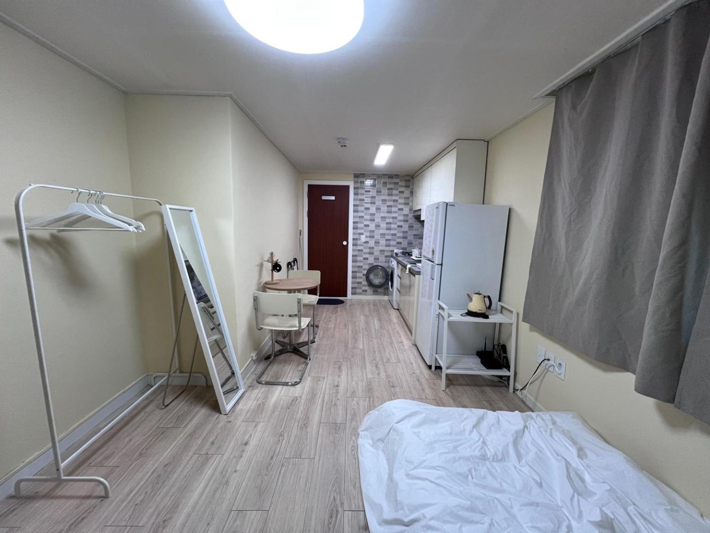 Guest house Craftsman's House 302 Located In Yeonnam-dong *