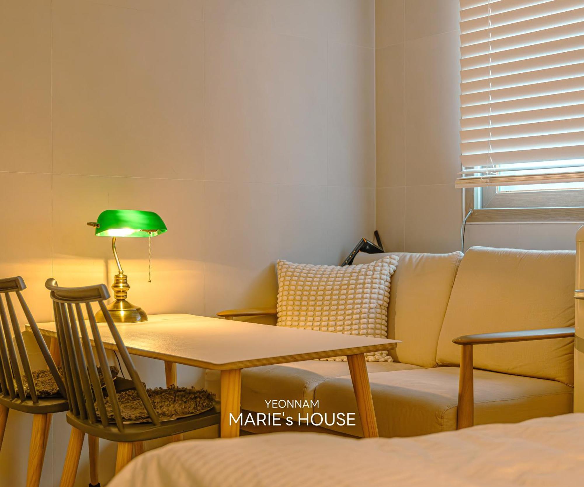 Marie's House 102 Hongdae Guest house