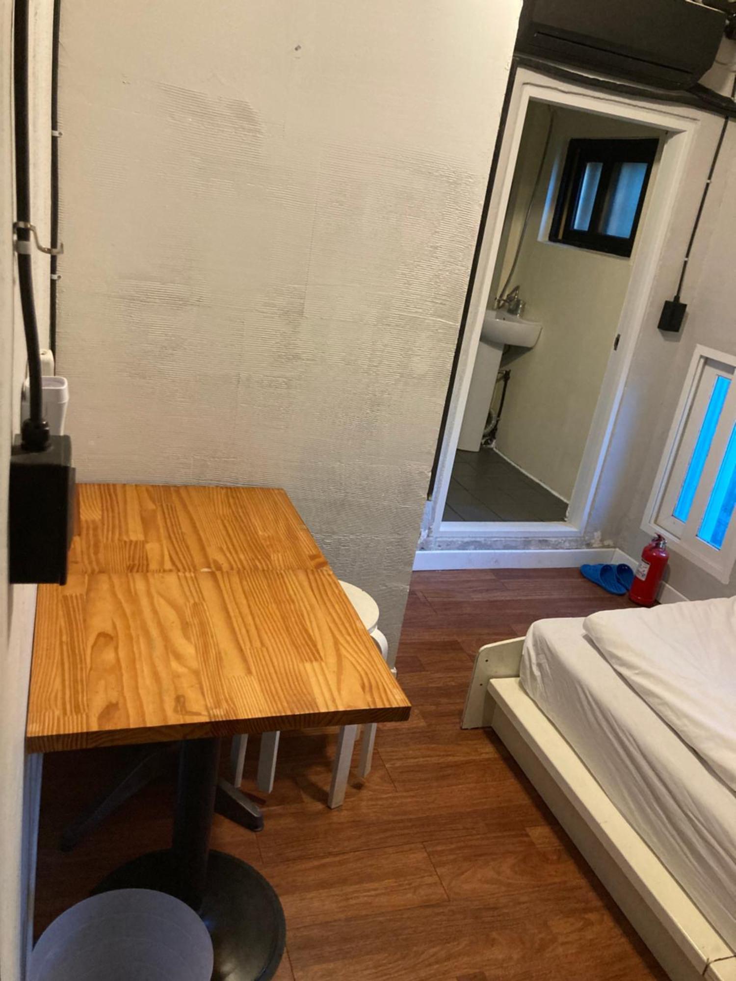 Hostel Sounds Itaewon