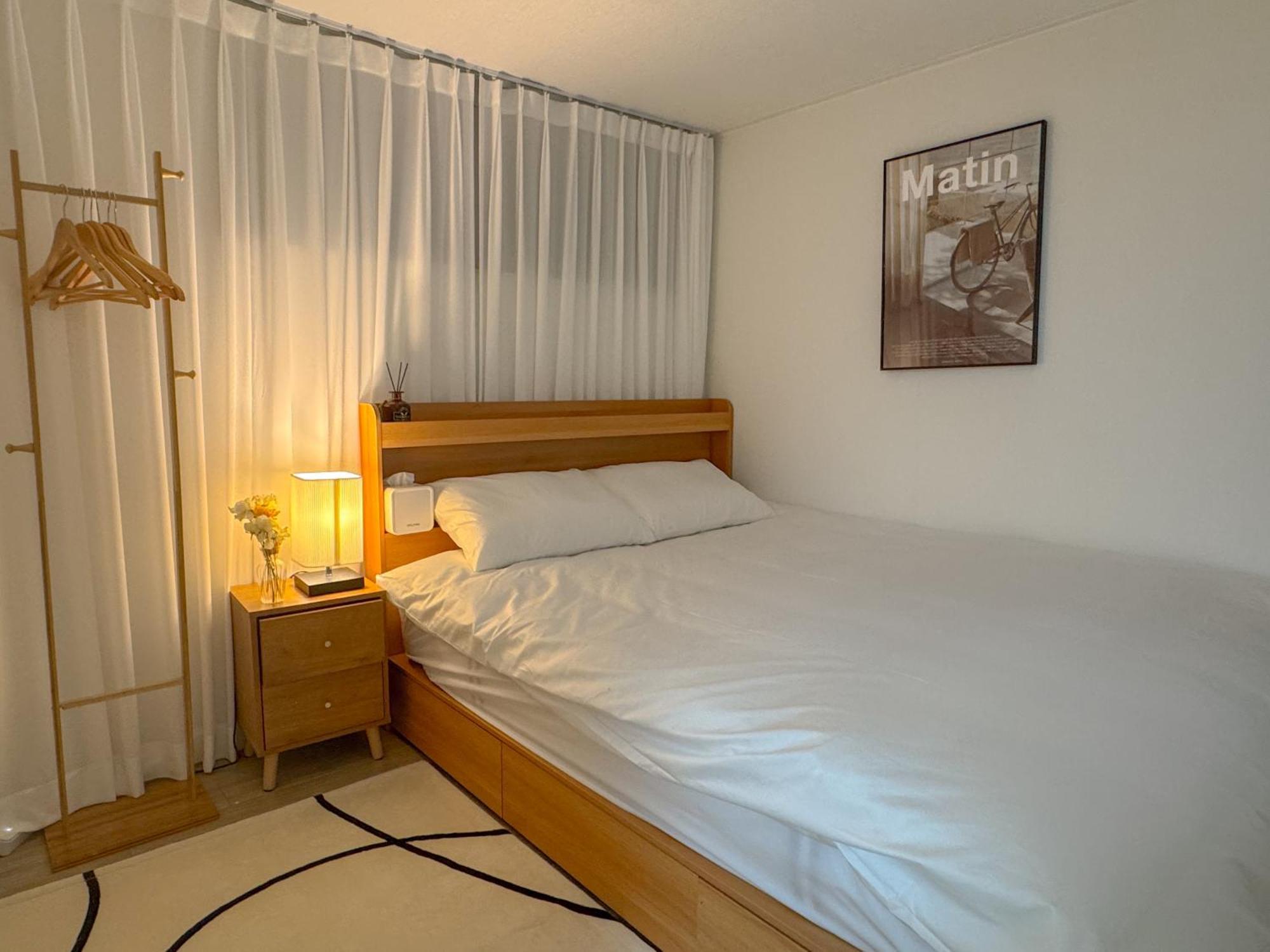 Hong-cho Sinchon Villa *