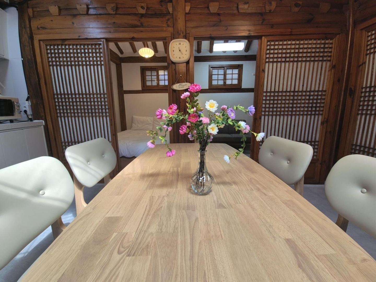 Apartment Hanok Entire House, Bukchon Hanok Village
