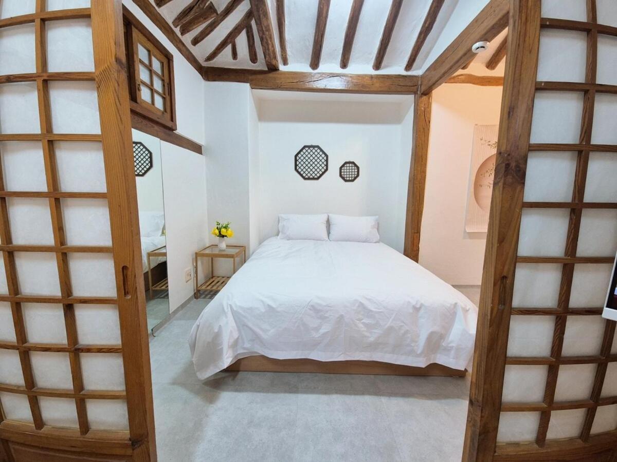 Apartment Hanok Entire House, Bukchon Hanok Village Seoul