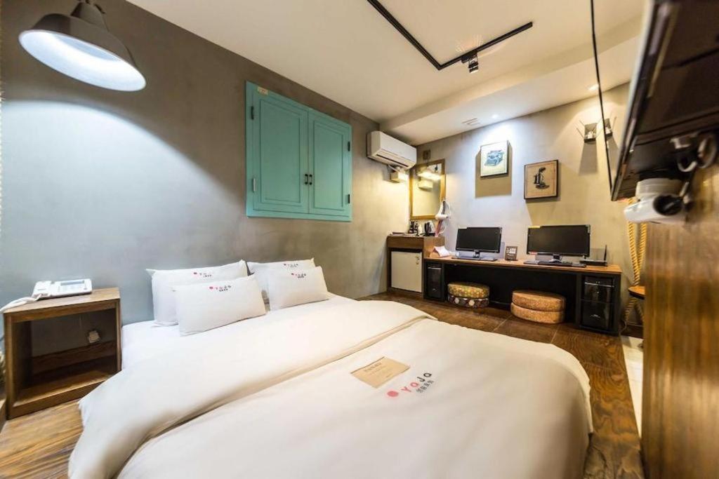 Motel Yaja Yeongdeungpo
