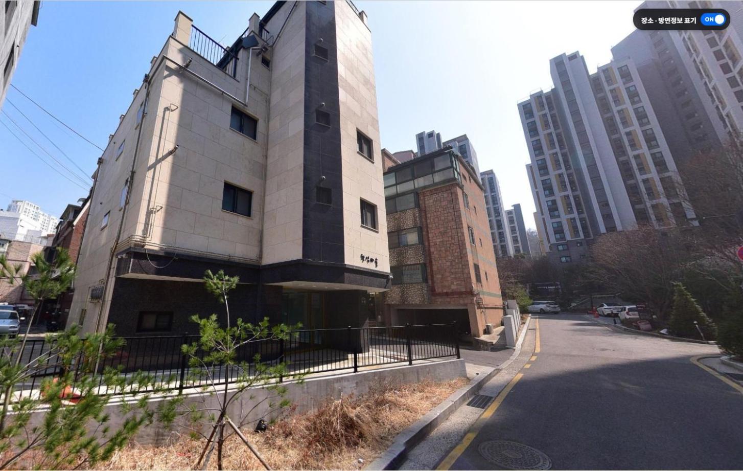 Nokbeon St 3min, 3room, 2bath Villa