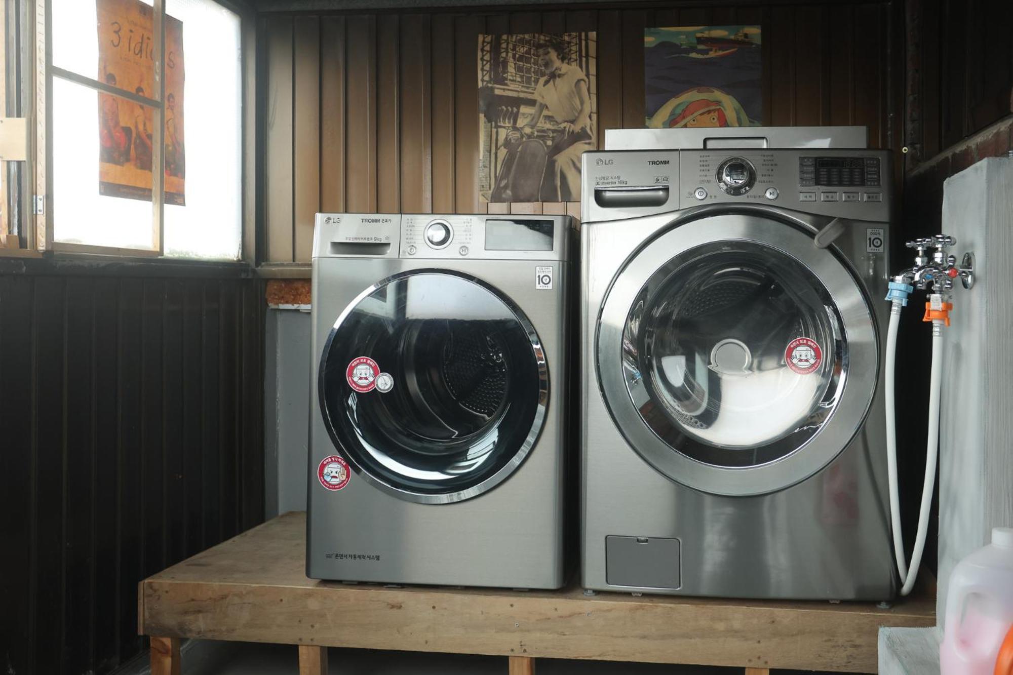 Apartment Travel And Live In A Sunny House Up To 10 Hongdae Seoul