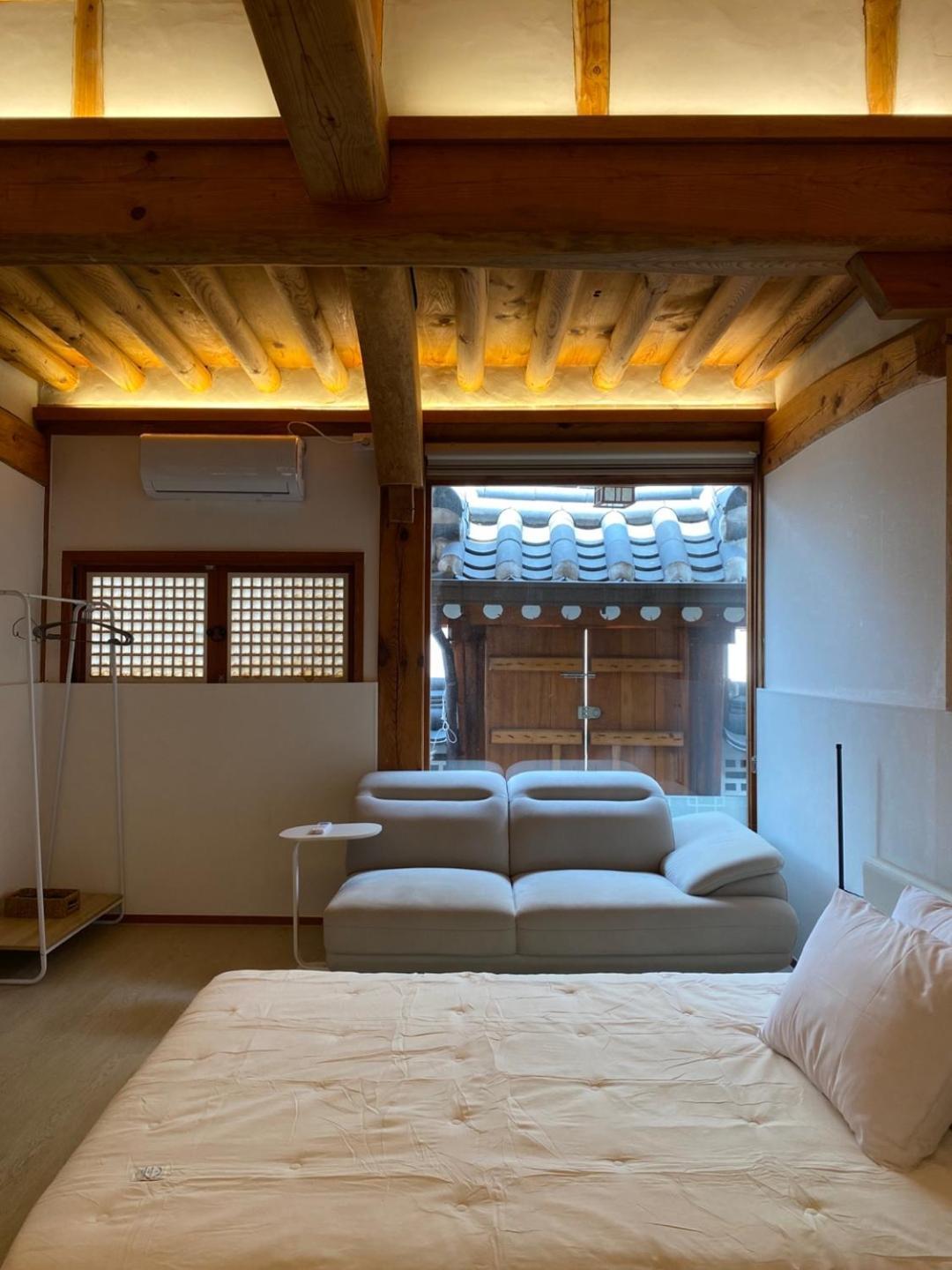 148 Seoul