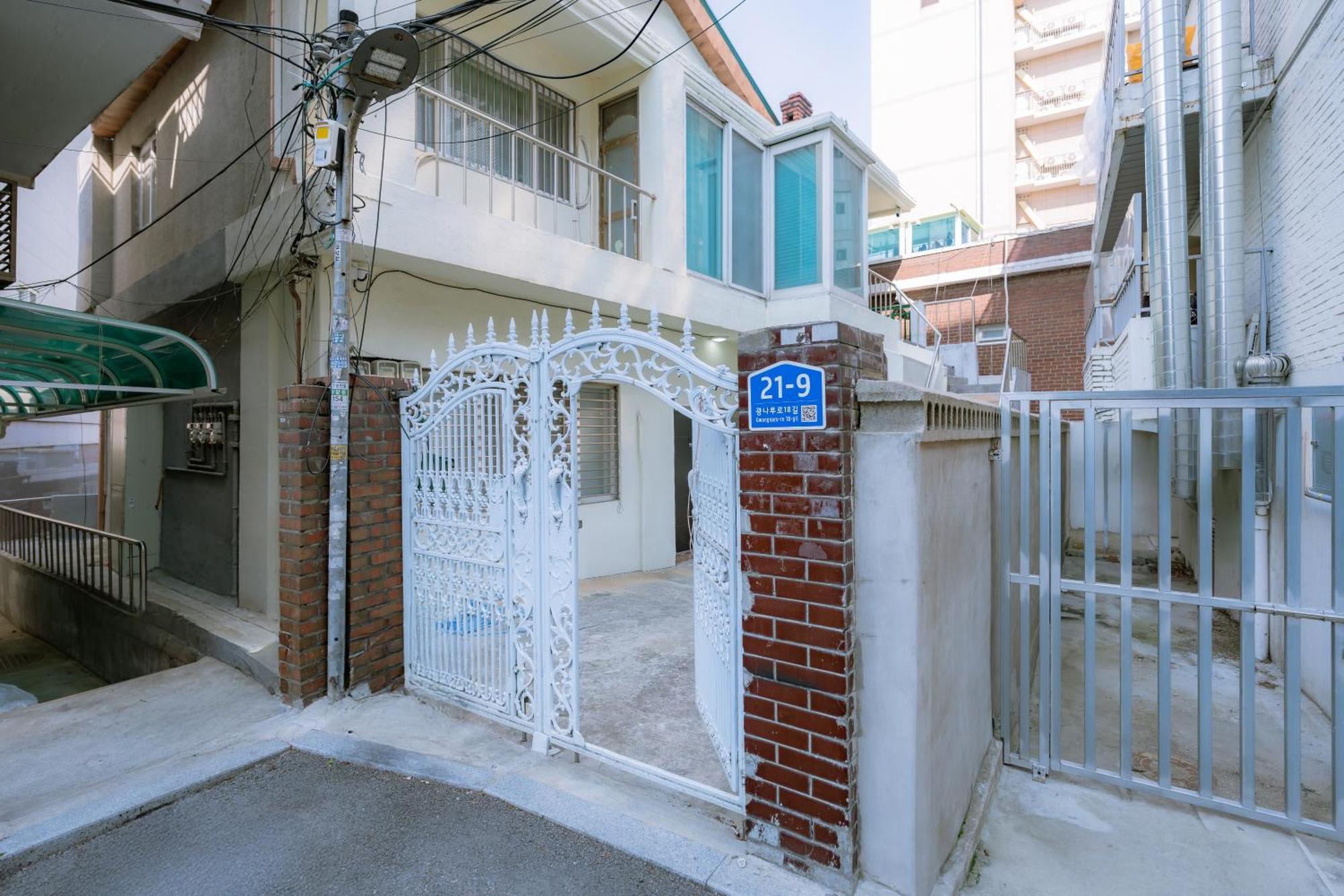 Kondae Seongsu Children's Grand Park Jamsil 3 2 Family Trip Couple Gathering Friends Gathering *