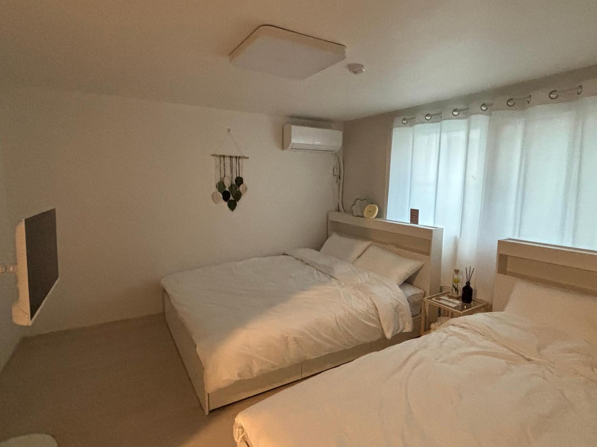 Leeleemate 2 Rooms, 2 Beds, For 4 People, 5 Minutes From Mangwon Station Seoul