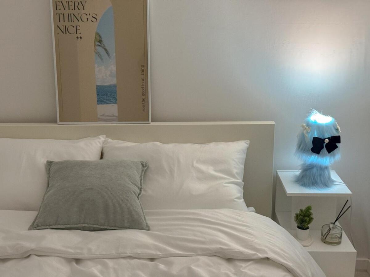 Villa Itaewon Station 10 Minutes,gyeongnidan-gil,itaewon World Food Street,beam Projector,netflix Wifi *