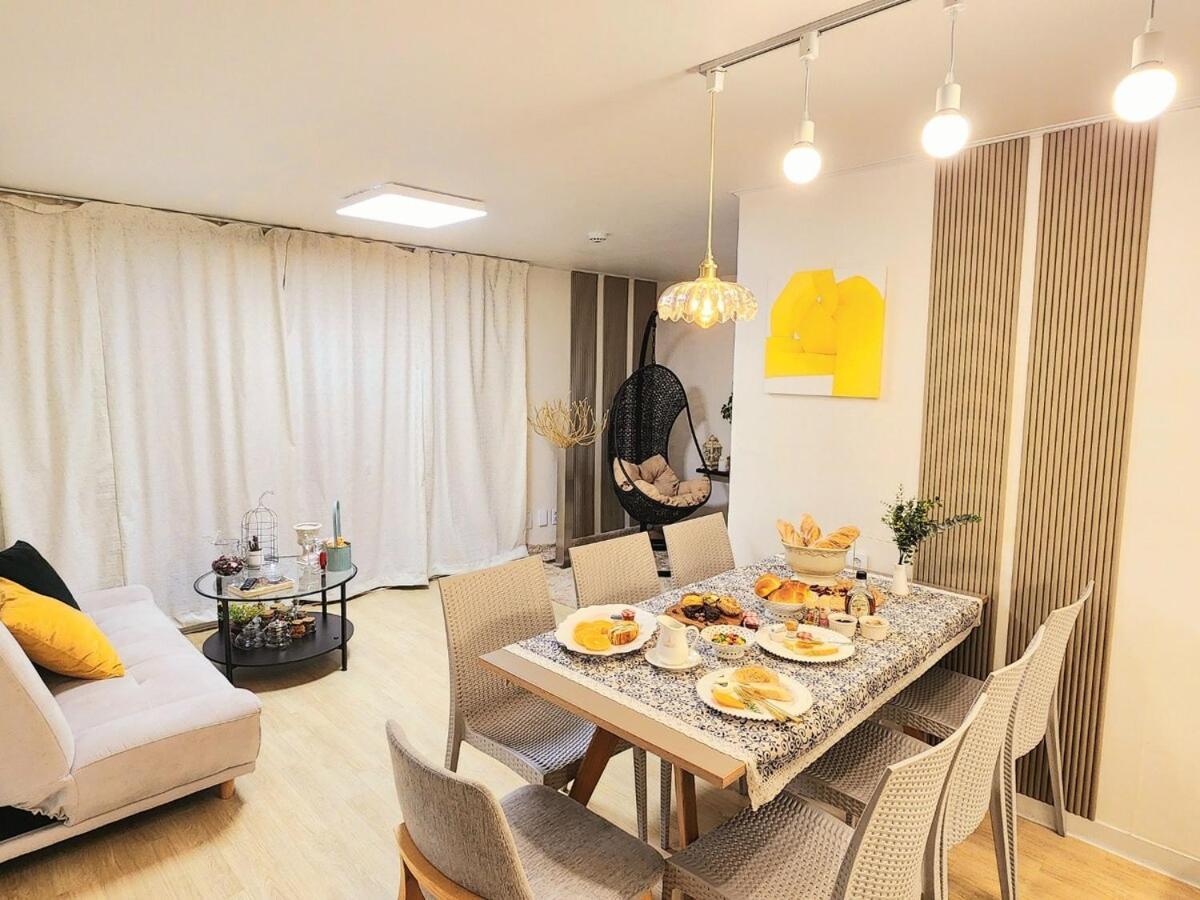 8 Minutes Walk From Sillim Station, Fully Furnished Apartment *