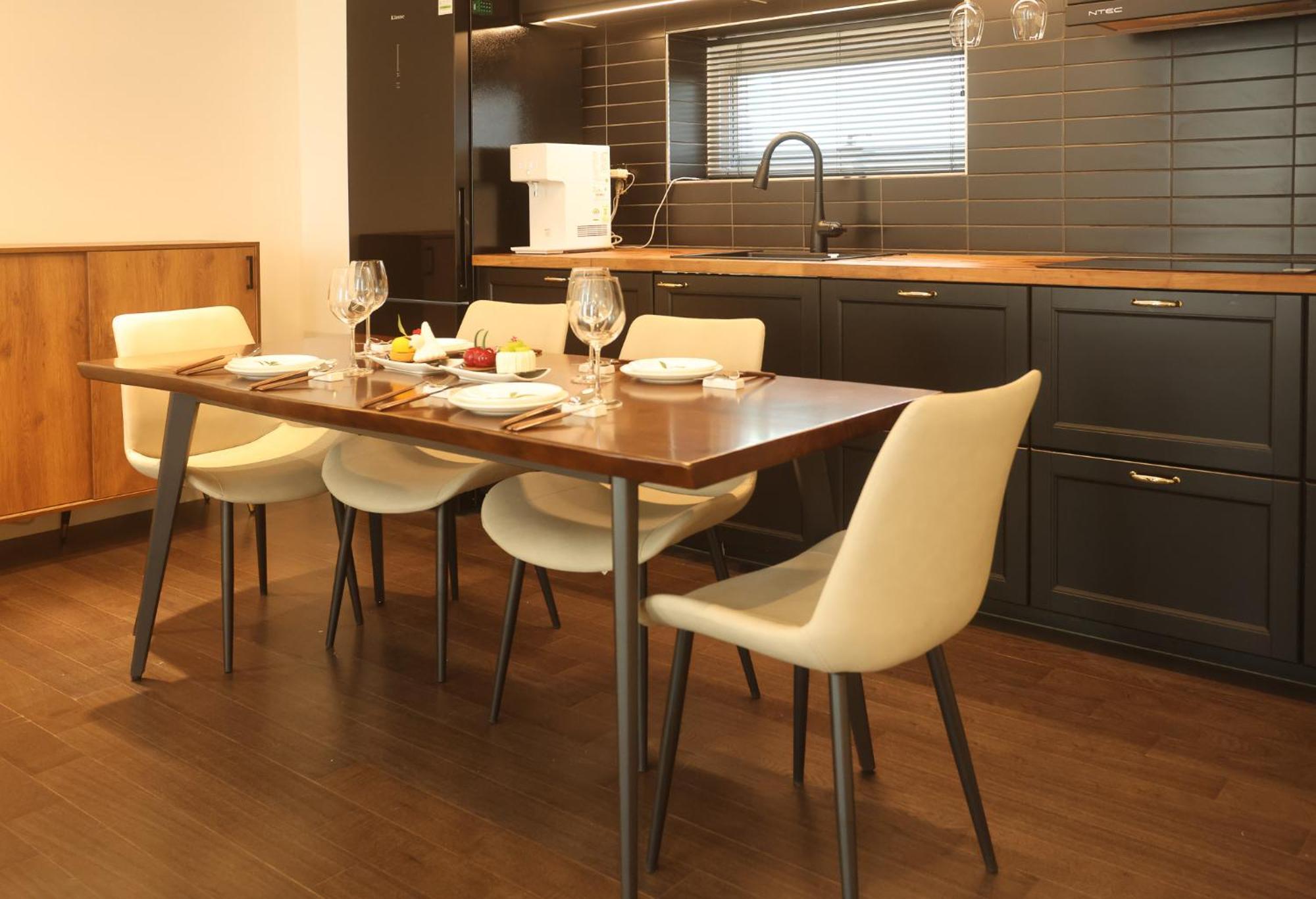 Free Airport Pickup, Europe In Hongdae Villa