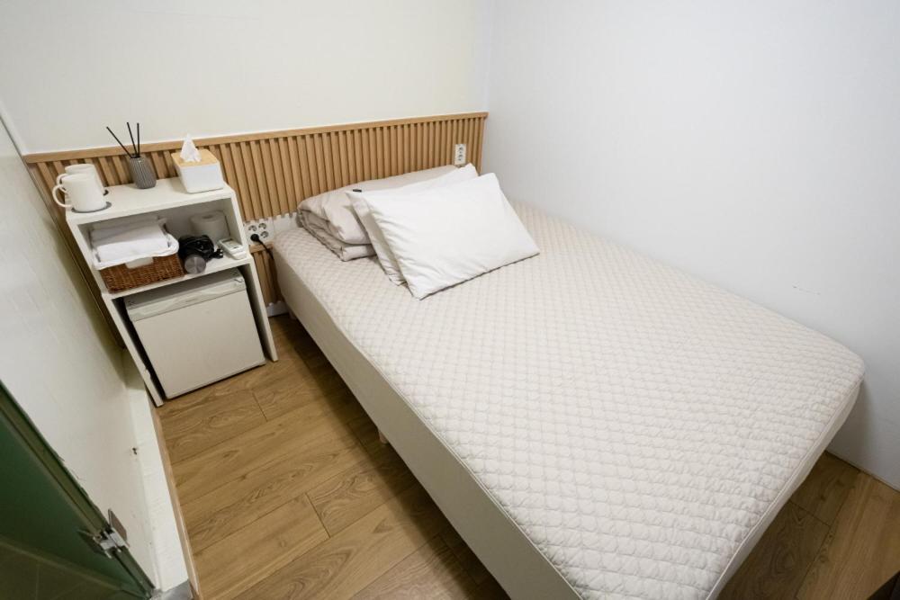 Guest house K Myeongdong First 2*