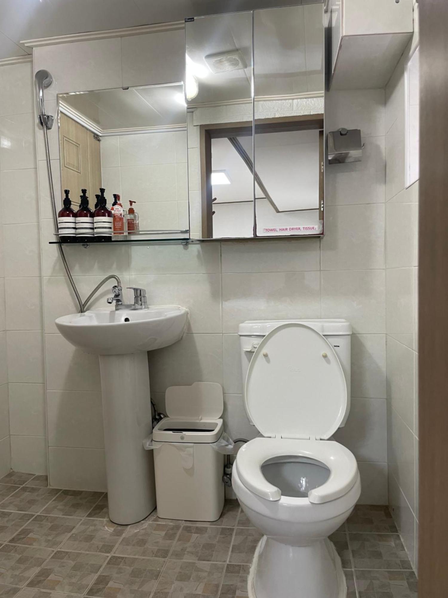 Guest house Stayin Myeongdong - Foreigners Only Seoul