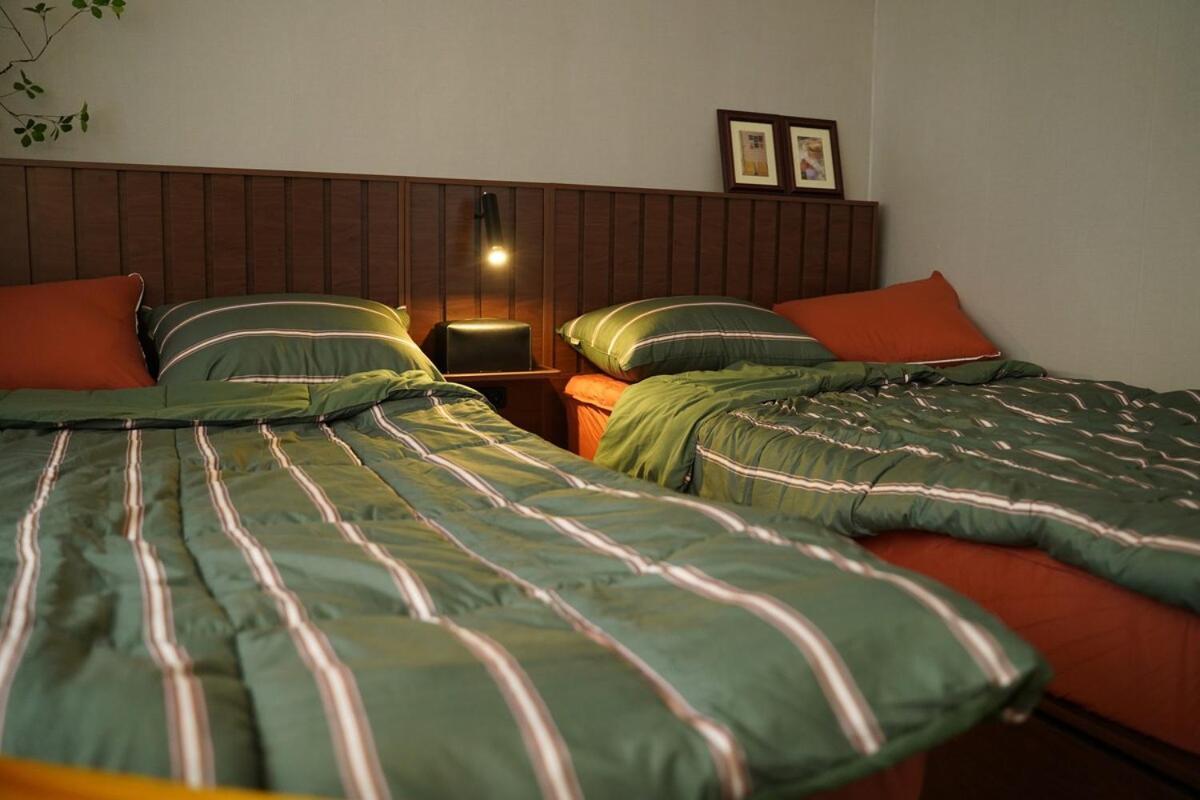 Annyeong House
