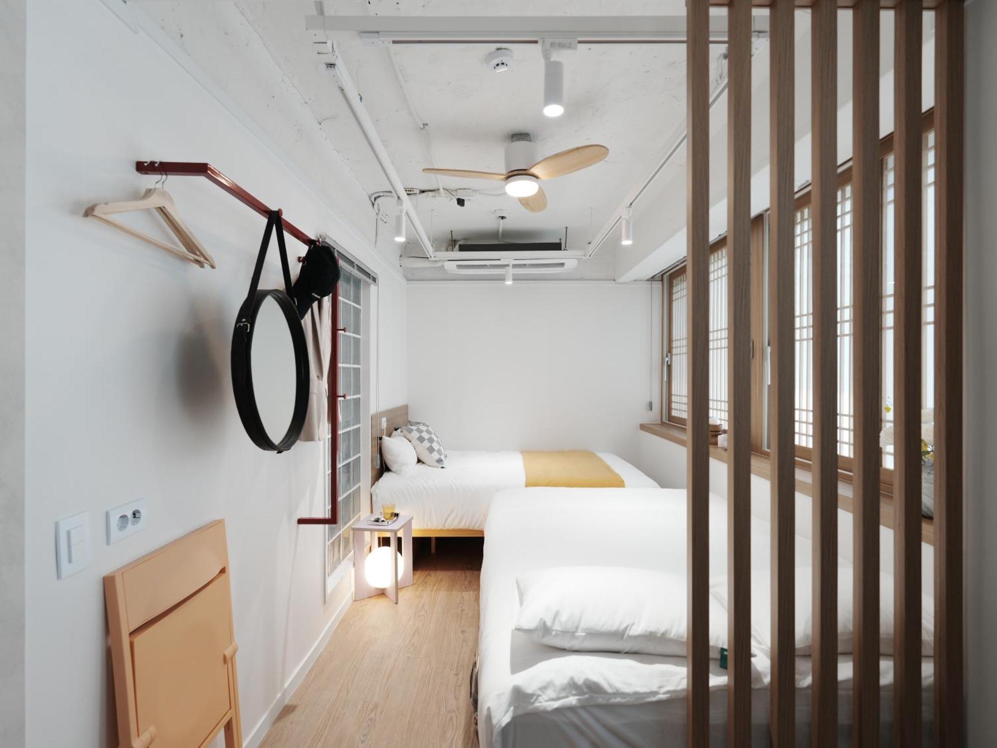 Hostel The Road Mini Seoul