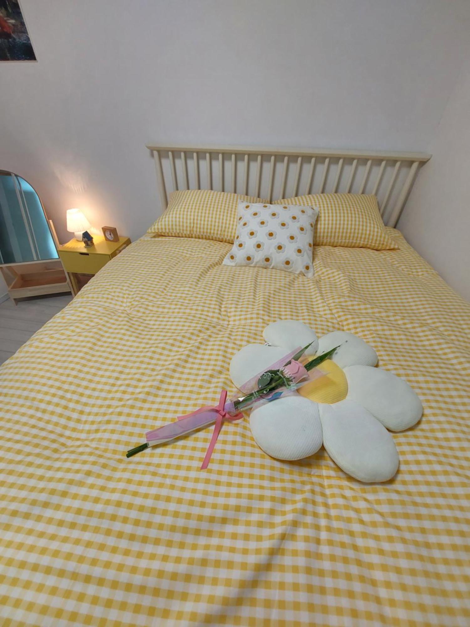 Villa Clean And Stylish Two-room Near Hwagok Station *