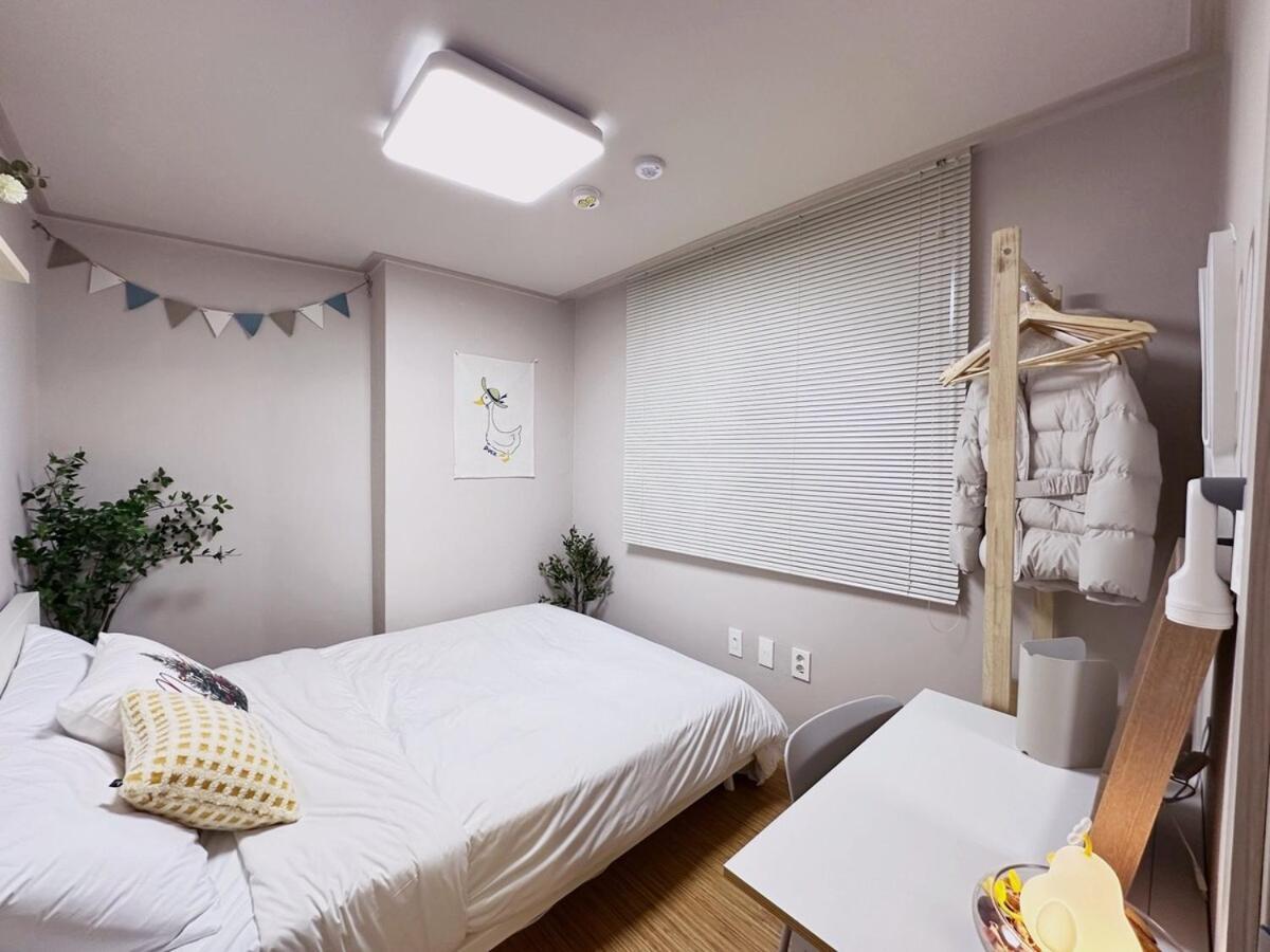 Apartment Namsan Beautiful Big Hill House Seoul
