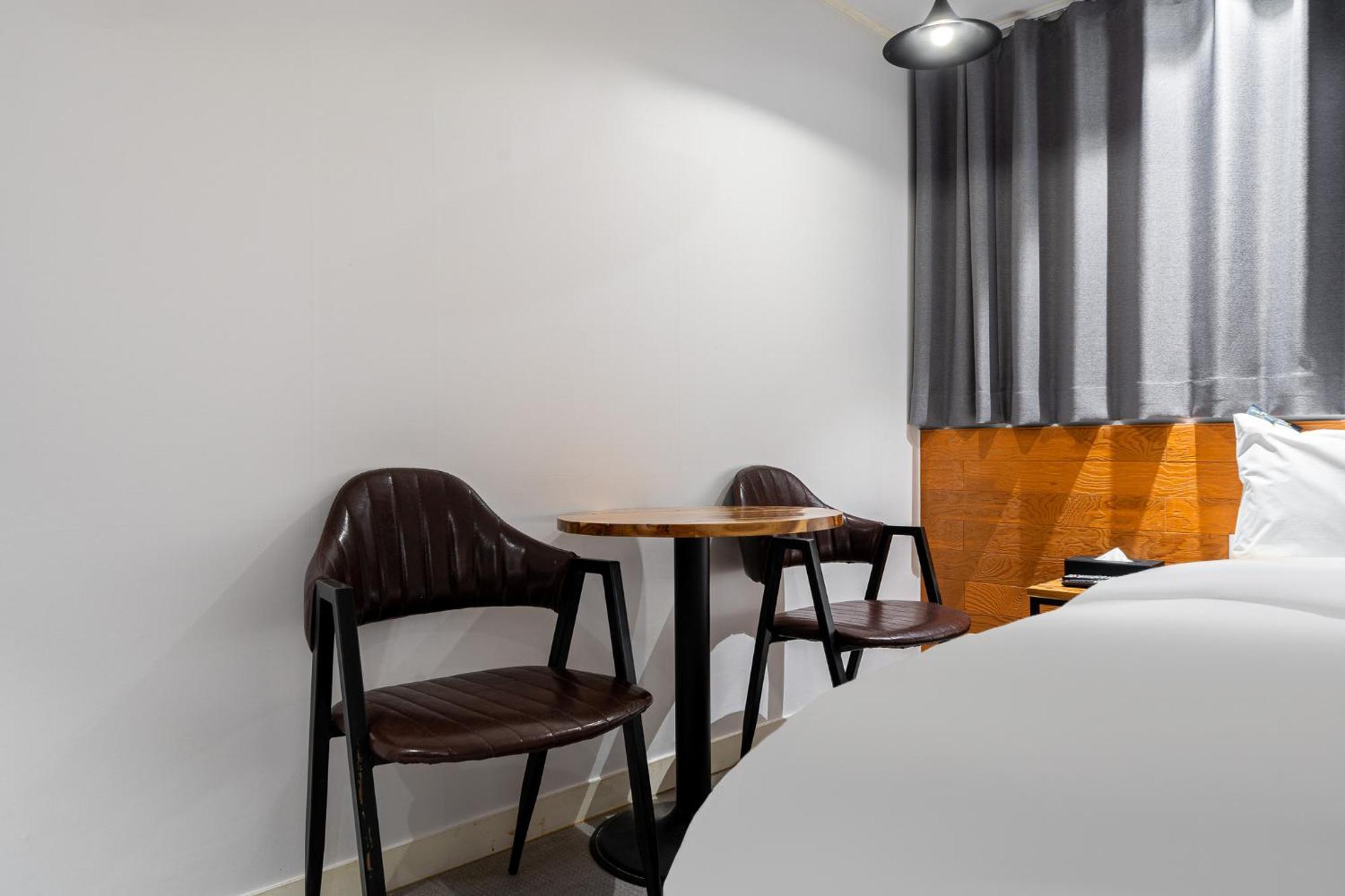 Jamsil Noblestay 2* Seoul