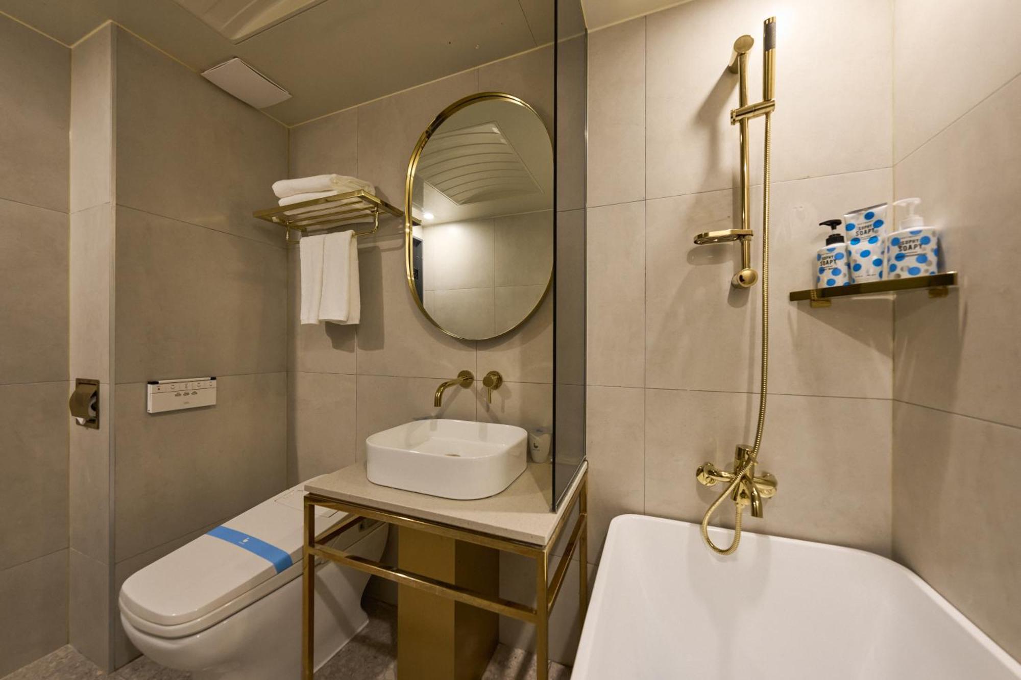 Blueduck Hotel