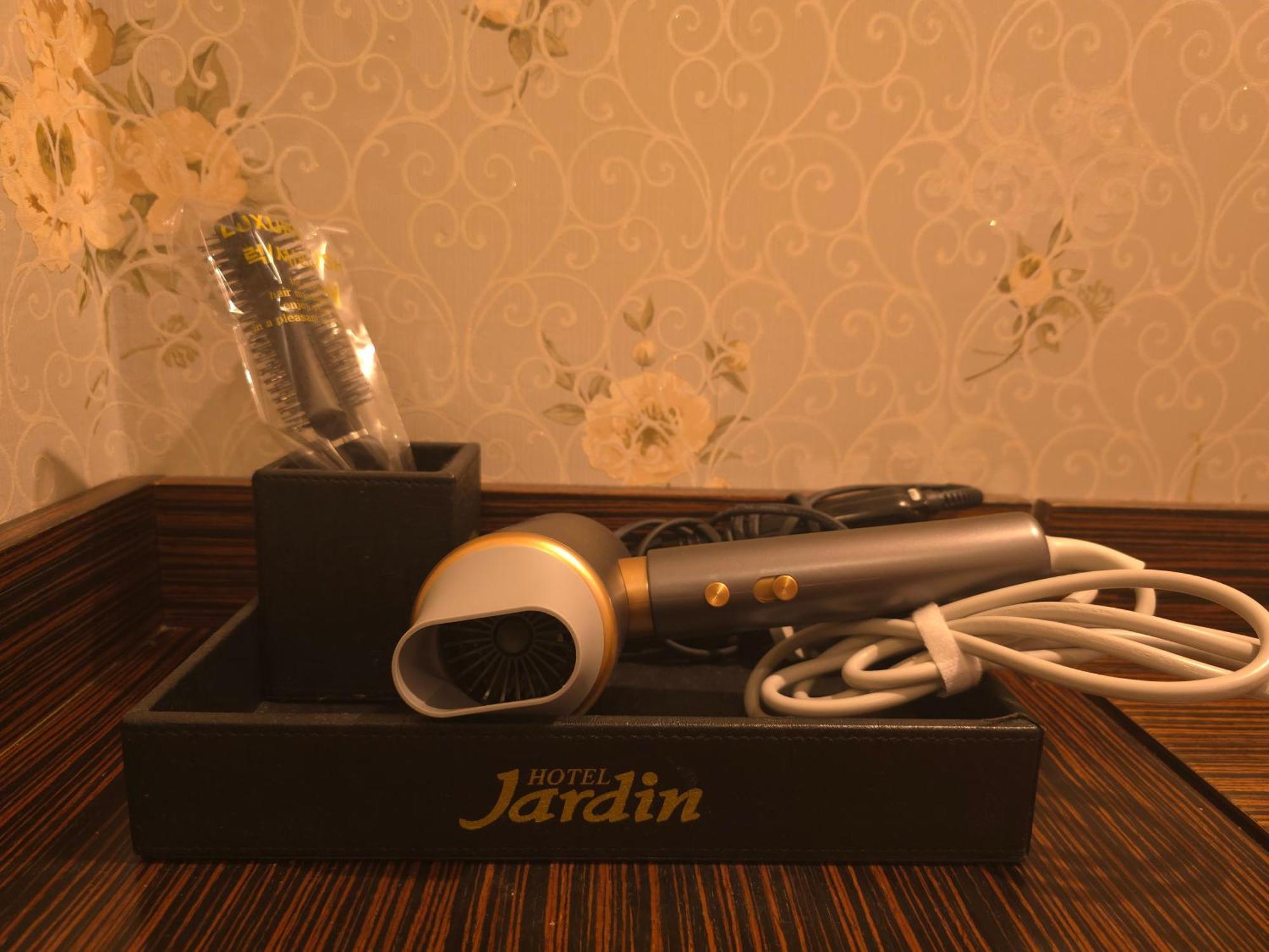 Yeongdeungpo Jardin Hotel *