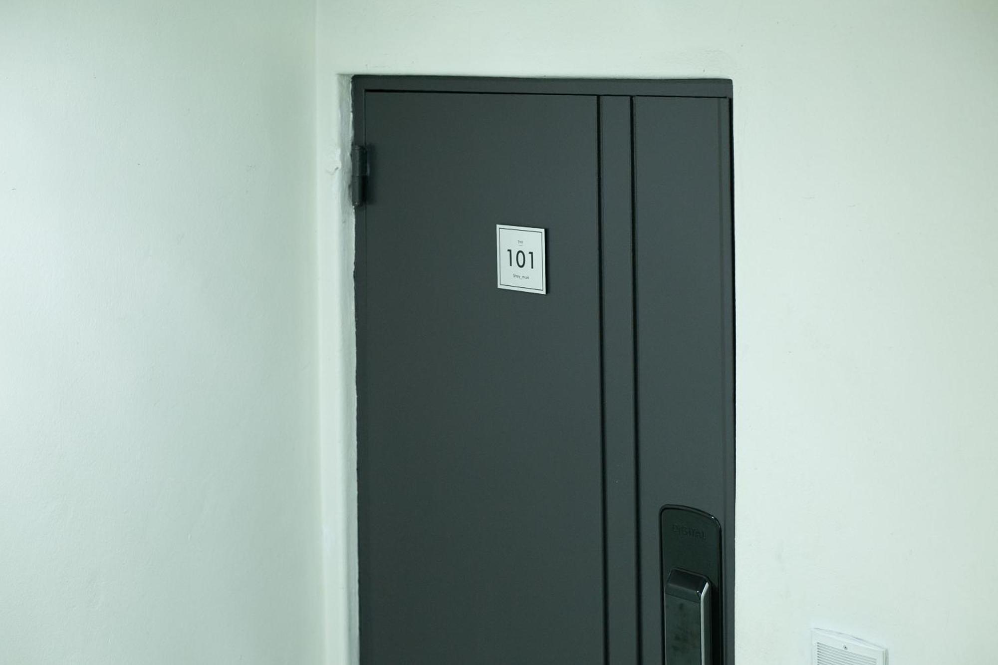 Villa Staymuk Seochon, Center Of