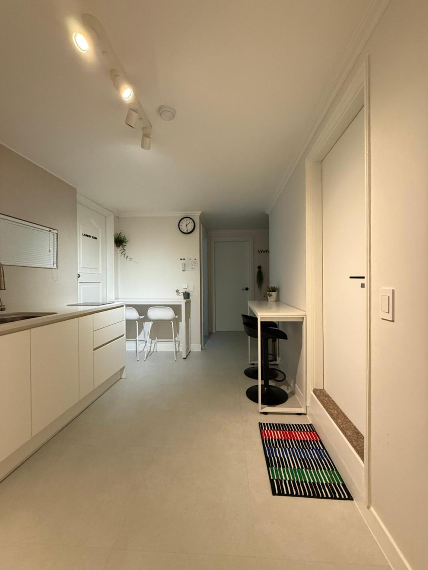 Villa Staymuk Seochon, Center Of