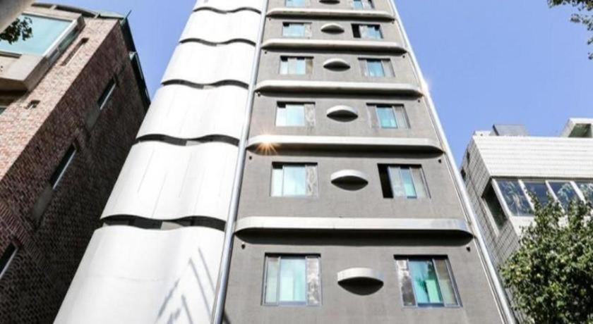 Hotel Cs 2*