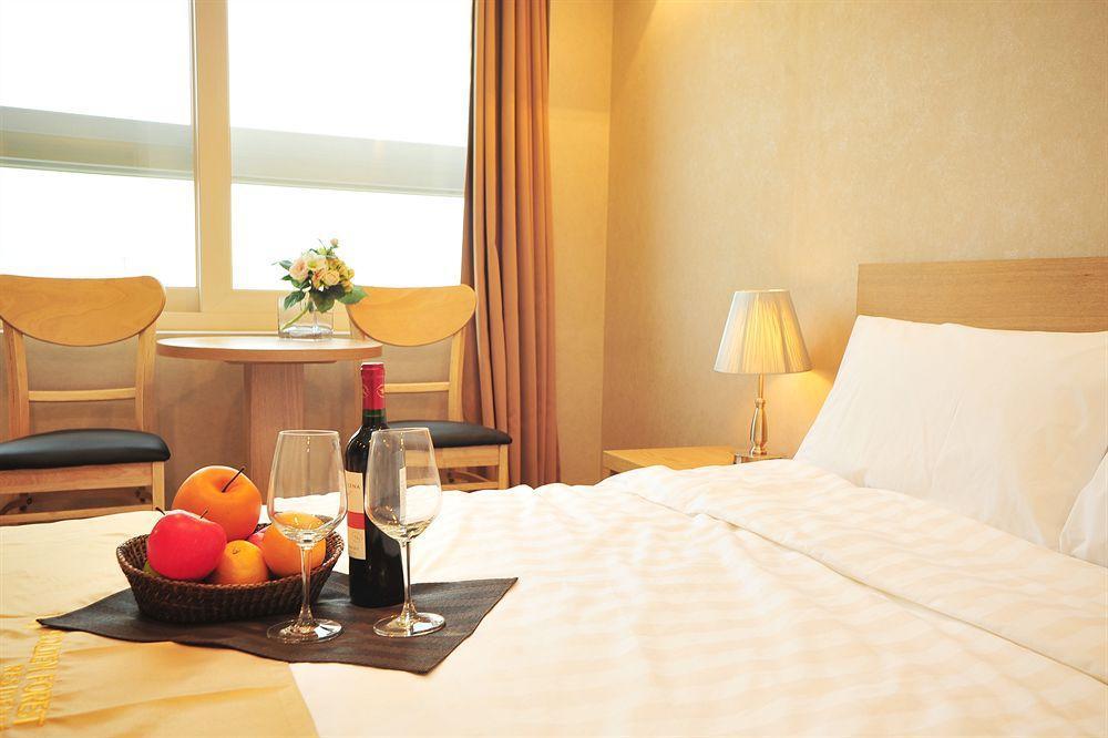 Apartment Golden Forest River Seoul