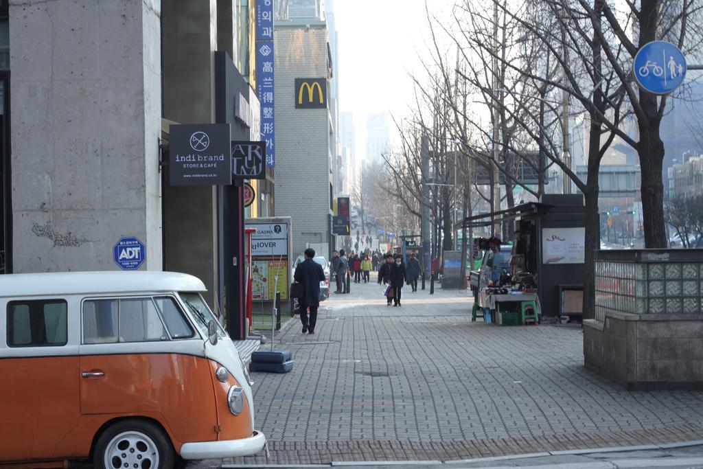 24 Garosugil - Gangnam Seoul