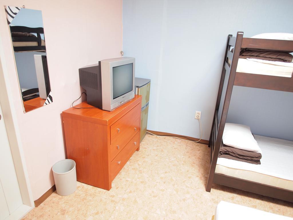Hostel Shinchon