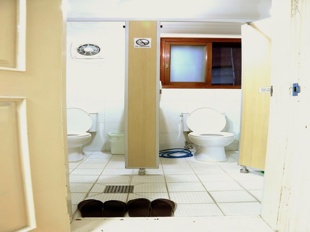Hostel Myeongdong *