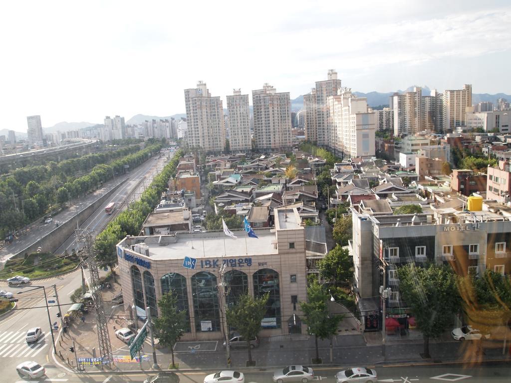 Golden Forest Dongdaemun 3*