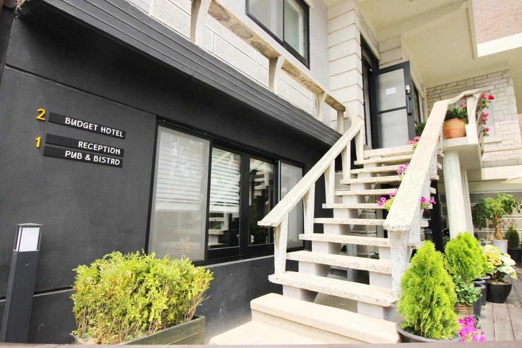 Rumah tetamu Okidoki House 2*