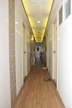 Hotel Single House 4*