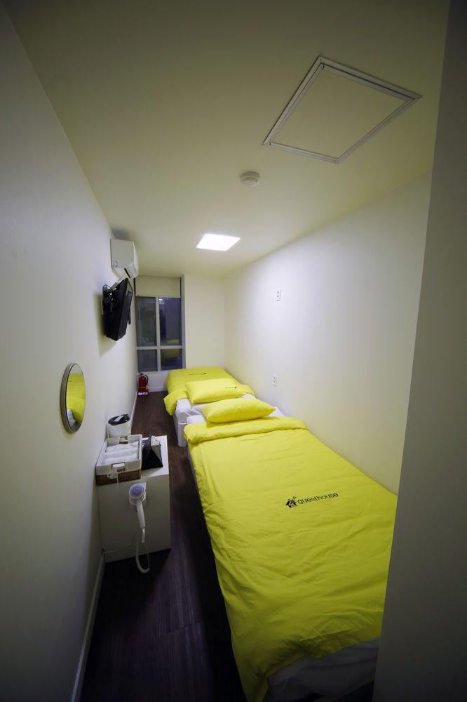 Hostel 24 Hall *