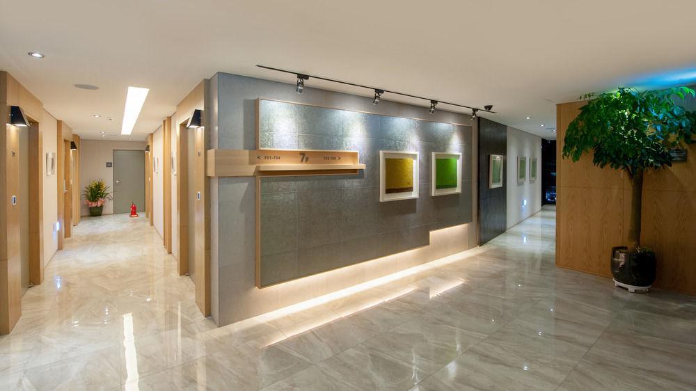 Rian Hotel