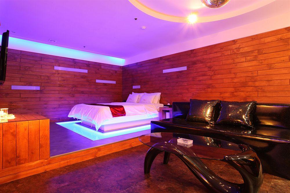 Moxy Insadong By Marriott Seoul
