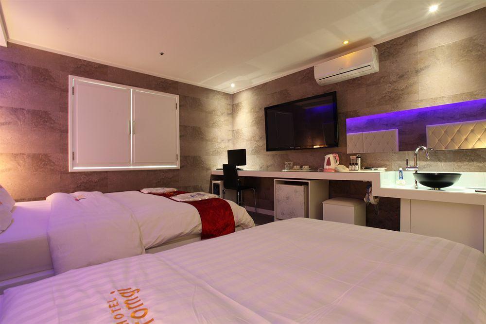 Hotel Moxy Insadong By Marriott Seoul