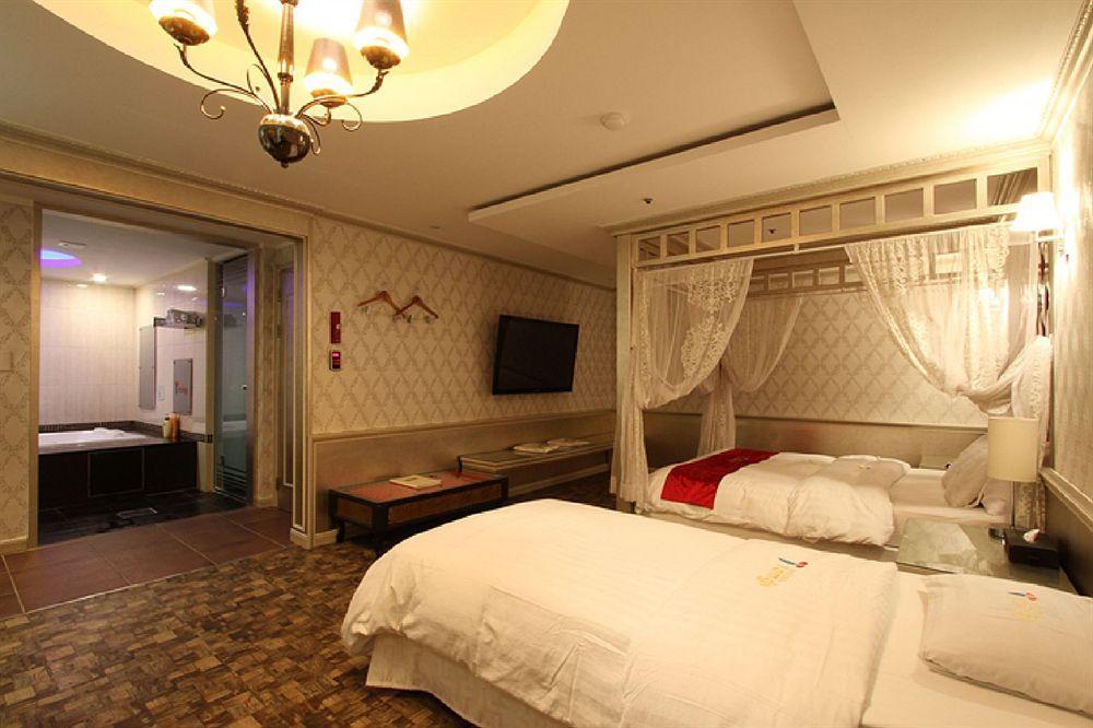 Moxy Insadong By Marriott