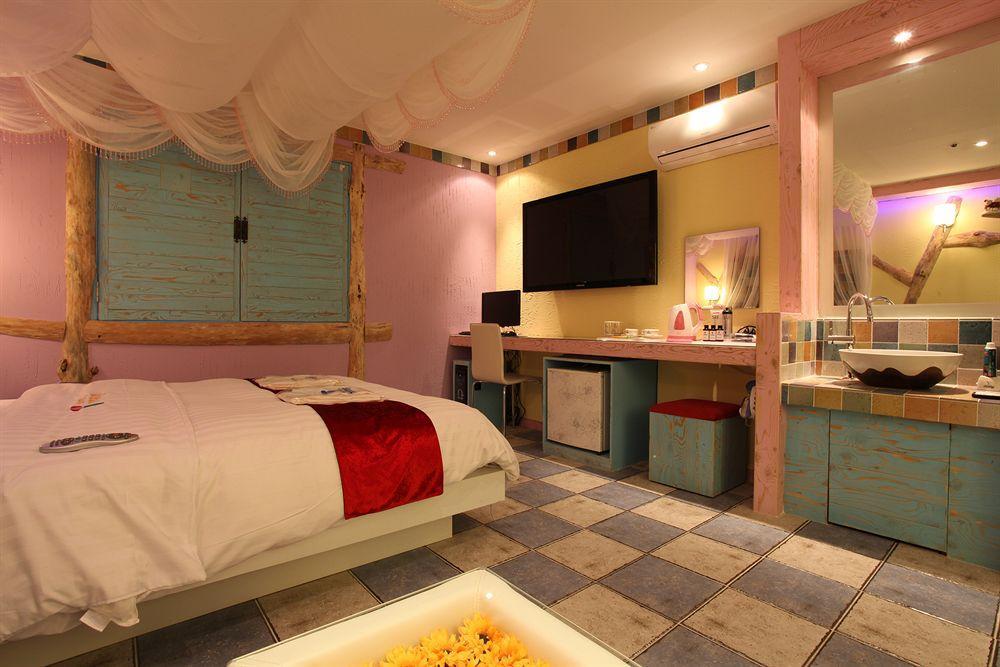 Hotel Moxy Insadong By Marriott 3*
