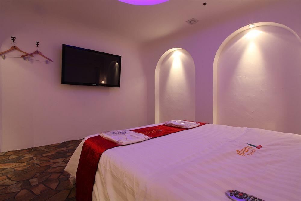 Hotel Moxy Insadong By Marriott Seoul
