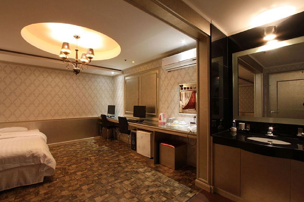 Moxy Insadong By Marriott