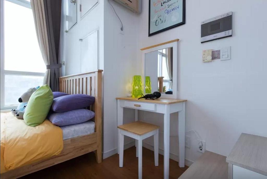 Apartment Town House
