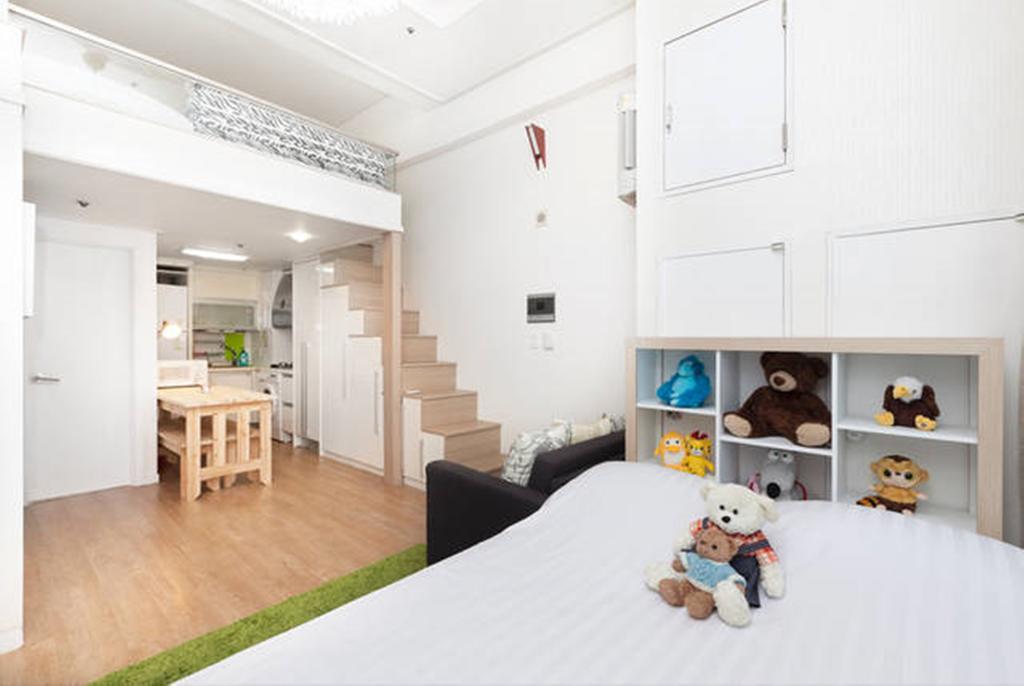 Apartment Town House