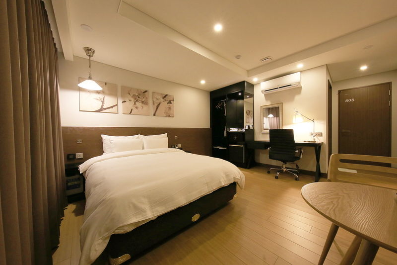 Kobos Seoul