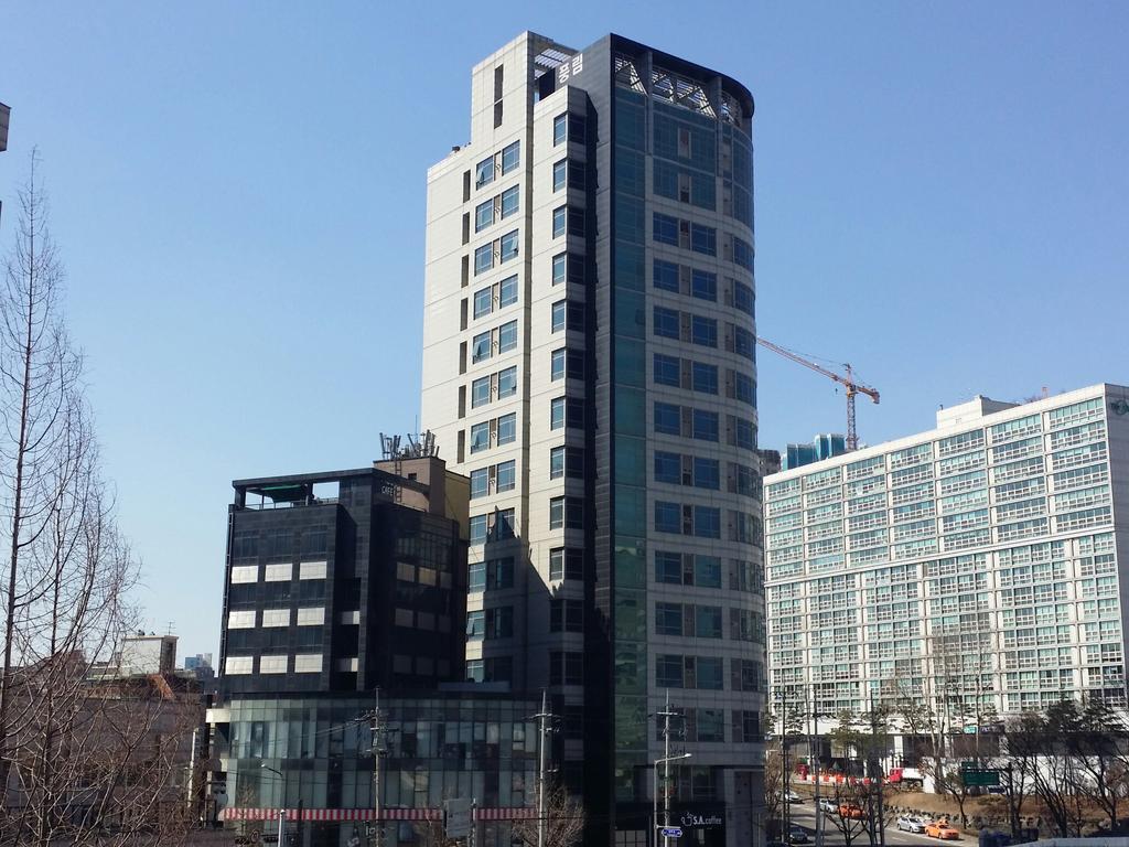 Station Duplex Apartment