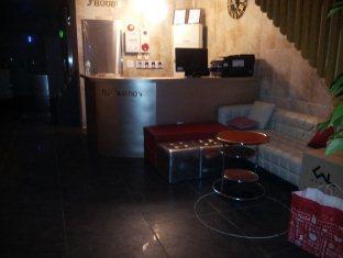 Y House Namdaemun 2*