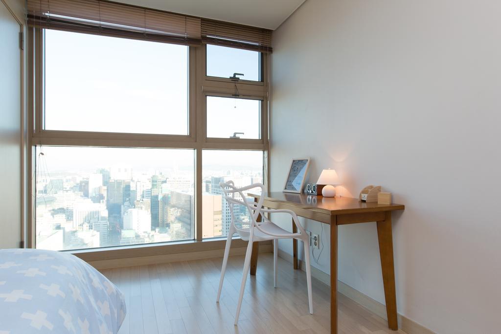 Apartment Penthouse Station Seoul