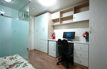 E Apartment Seoul