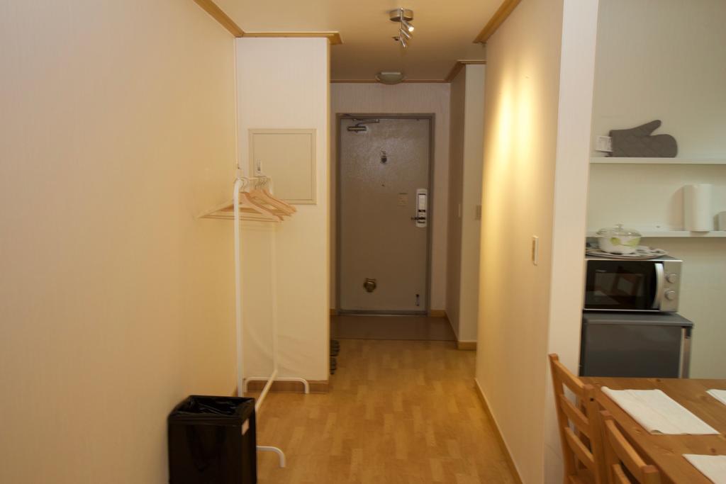 Junho House *